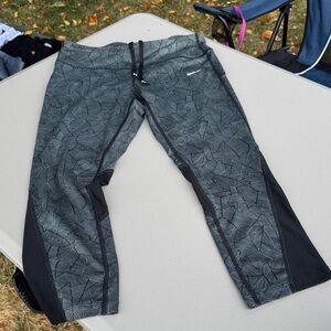 Nike Black and Gray Geometric Leggings